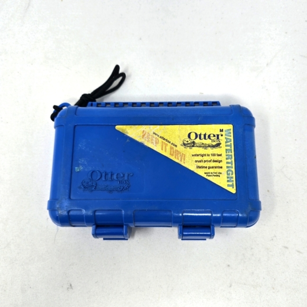 Otterbox Model 2000 2000‎ Series Waterproof Hardshell Carrying Case Blue.